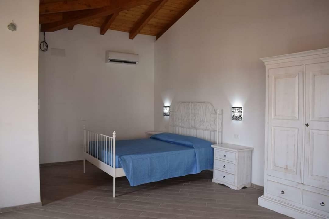 Corallo Rooms Budoni Buitenkant foto