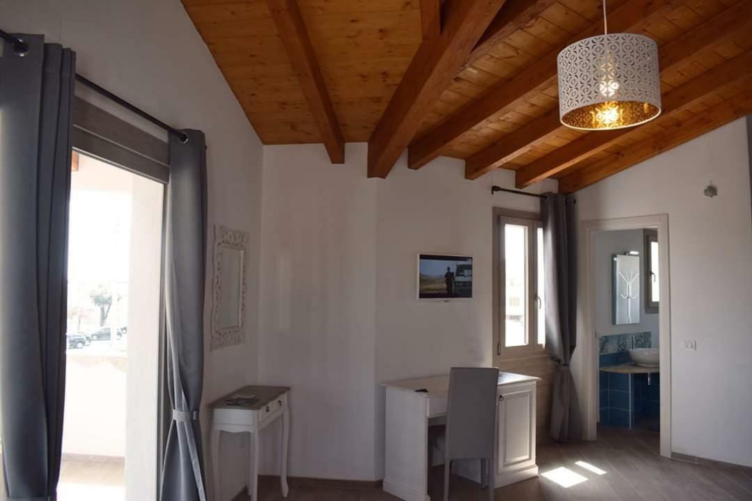 Corallo Rooms Budoni Buitenkant foto
