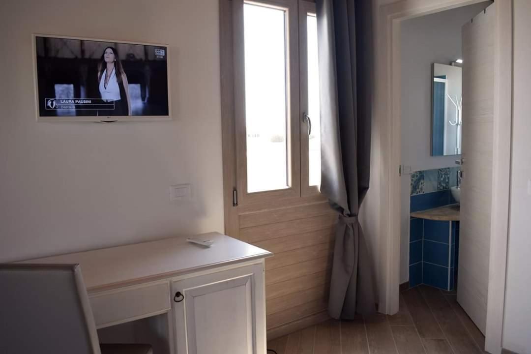 Corallo Rooms Budoni Buitenkant foto